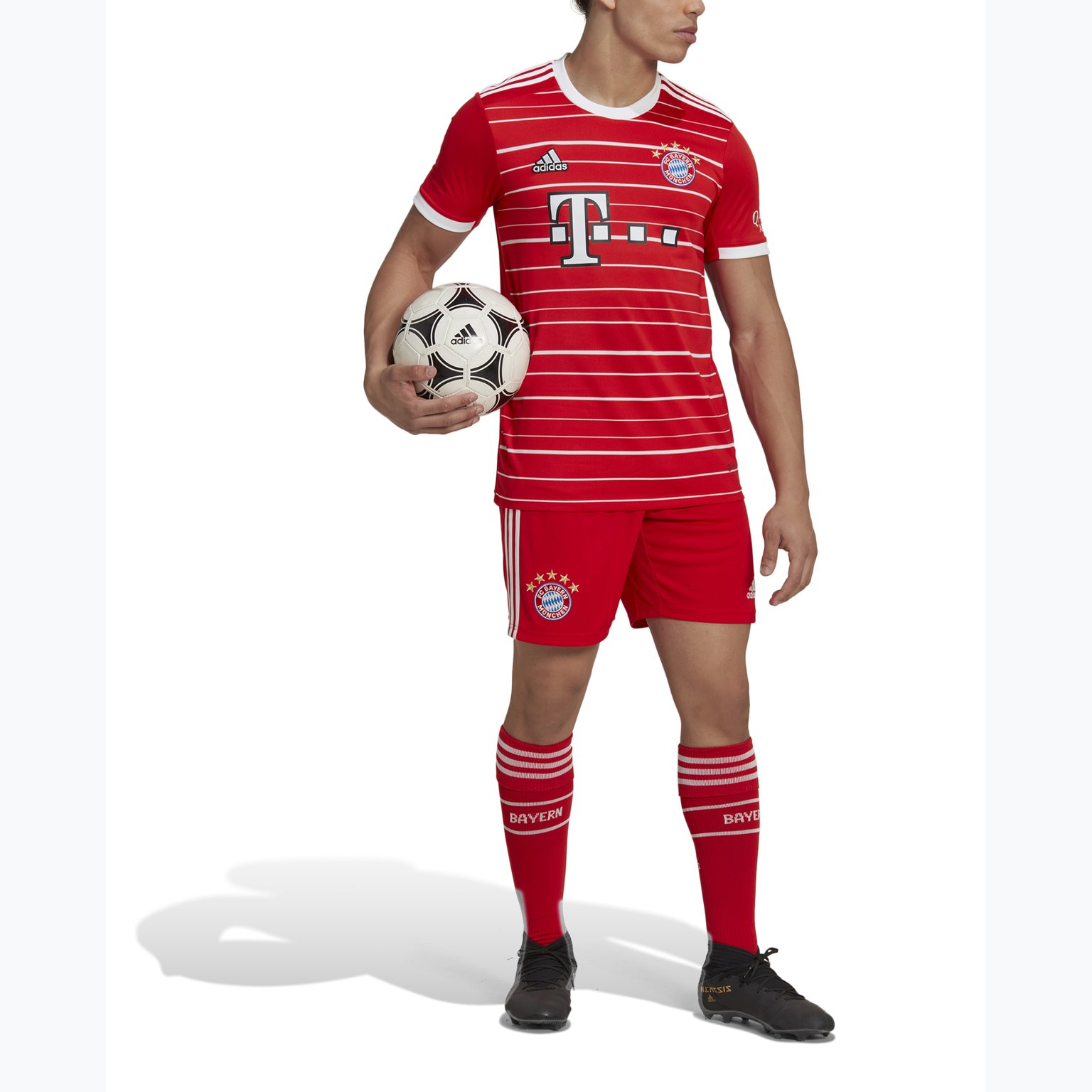 adidas FC Bayern 22/23 Home träningsshorts Röd