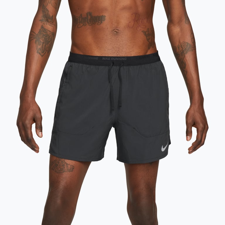 Nike Dri-FIT Stride 5" Löparshorts Svart