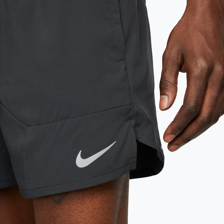 Nike Dri-FIT Stride 5" Löparshorts Svart