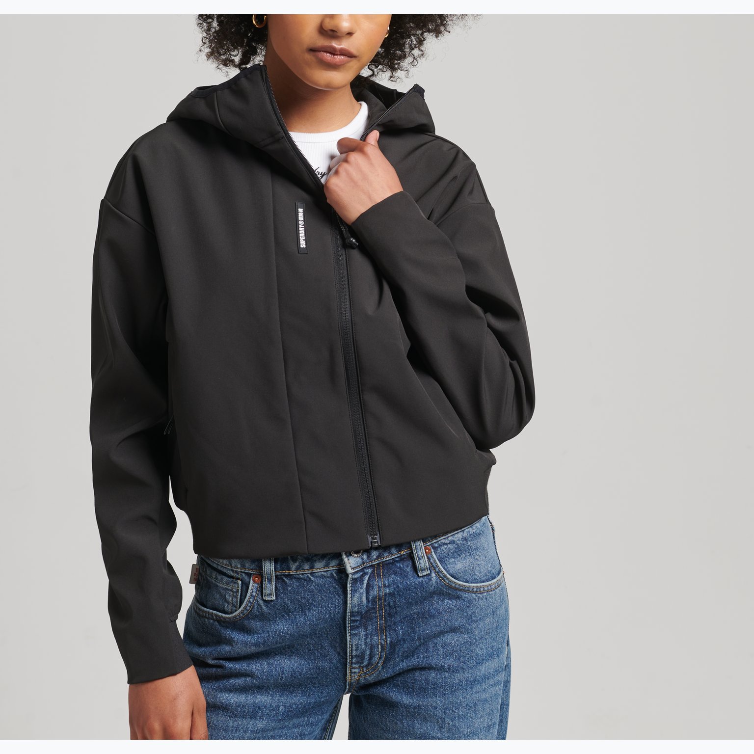 Superdry Code Tech Crop Softshell jacka Svart