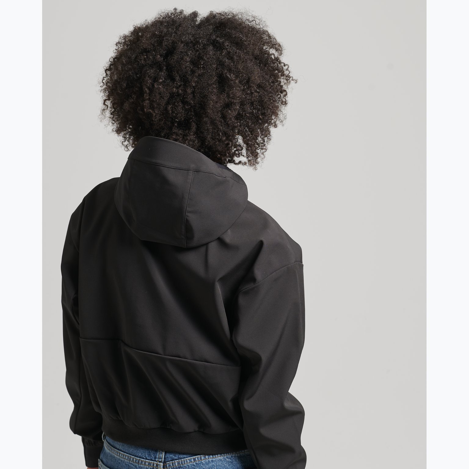 Superdry Code Tech Crop Softshell jacka Svart