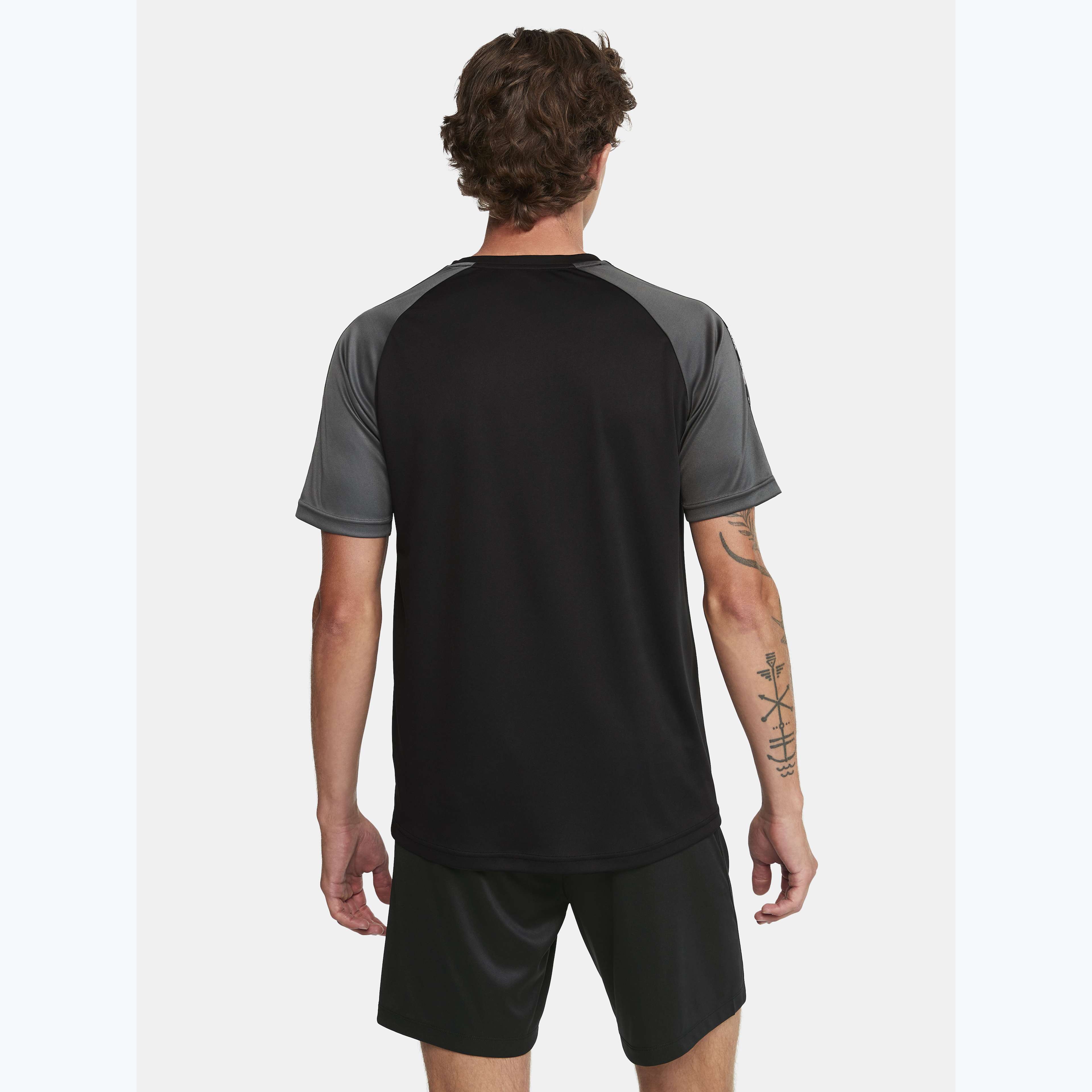 Squad 2.0 Contrast M T-shirt