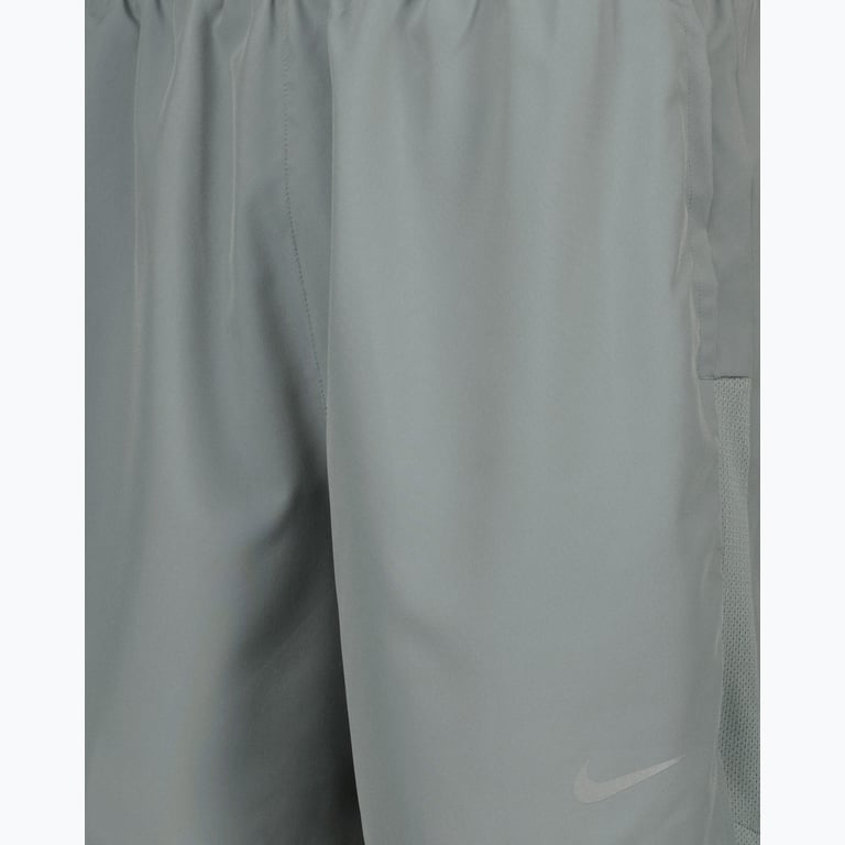 Nike Challenger Dri-FIT 7" träningsshorts Grå