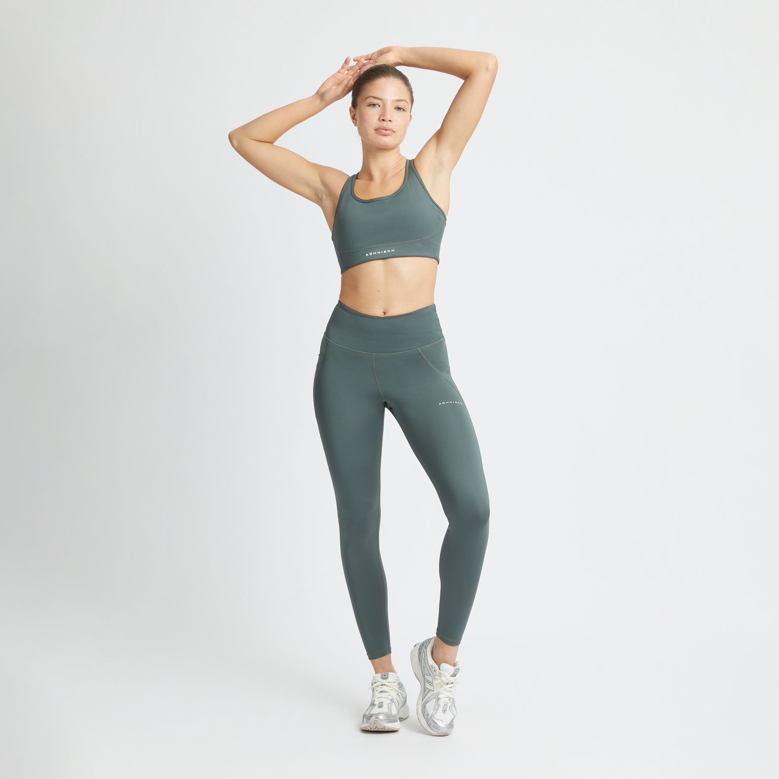 Röhnisch Flattering Medium Support sport-BH Grå