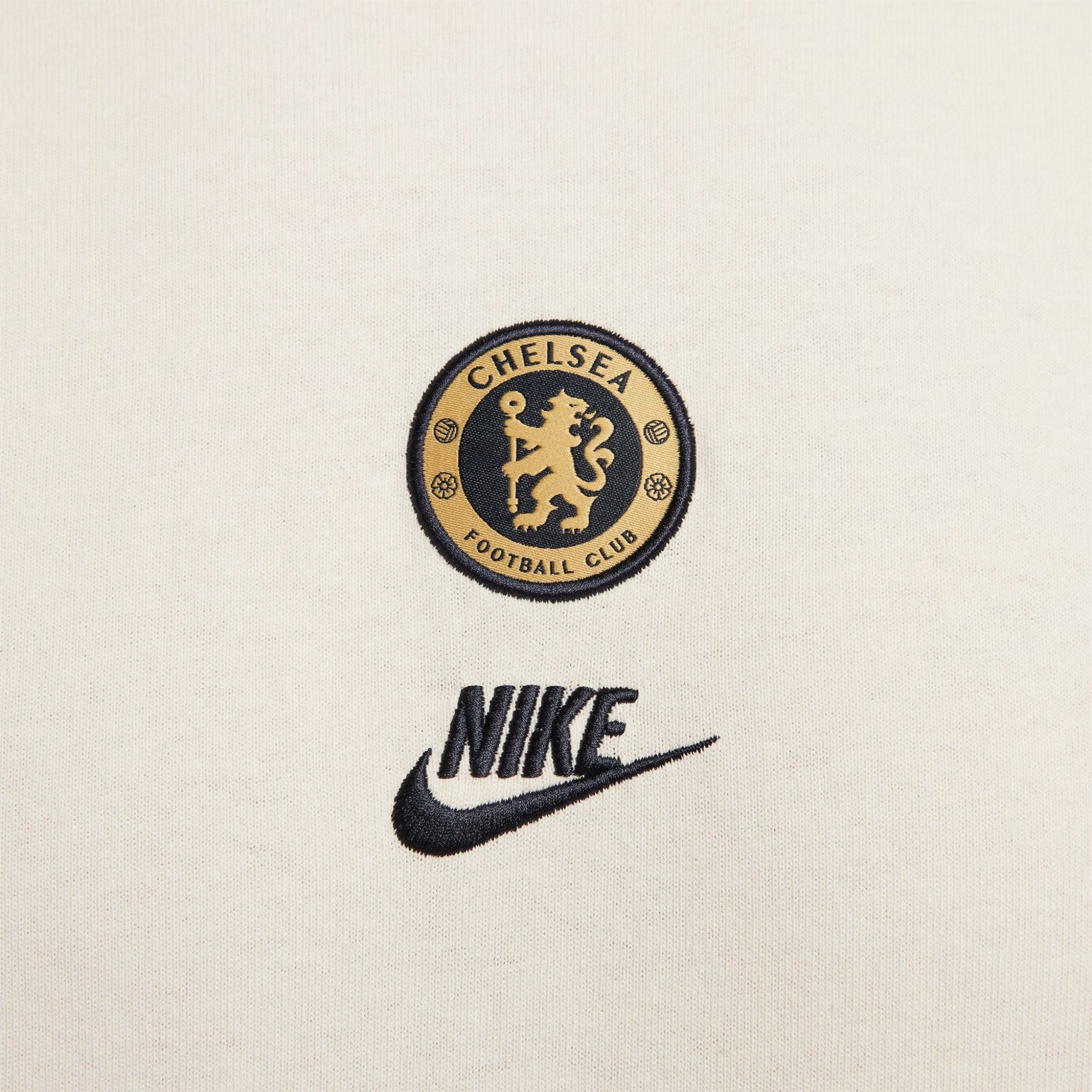 Nike Essential Chelsea t-shirt Beige