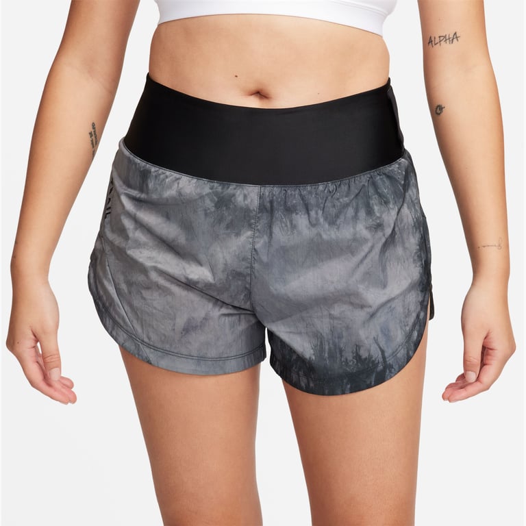 Nike Trail Repel Mid-Rise W träningsshorts Grå