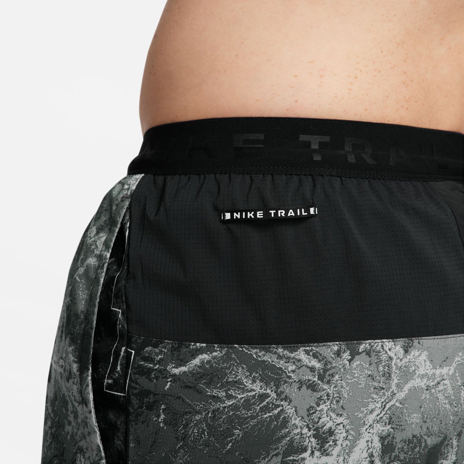 Nike Trail Stride Dri-Fit M träningsshorts Svart