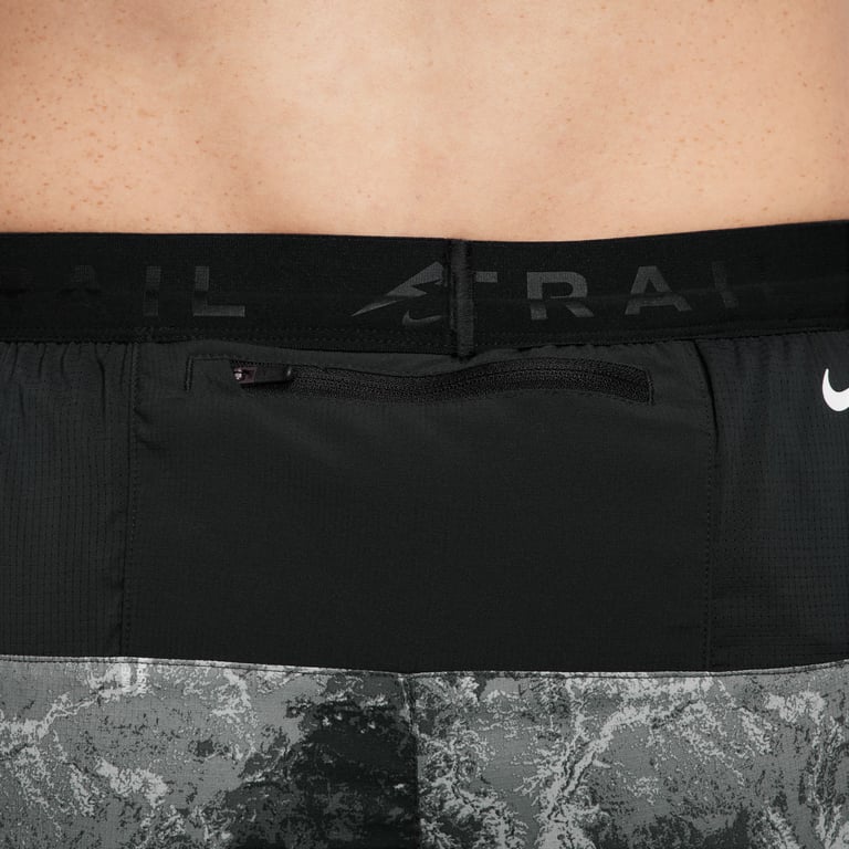 Nike Trail Stride Dri-Fit M träningsshorts Svart