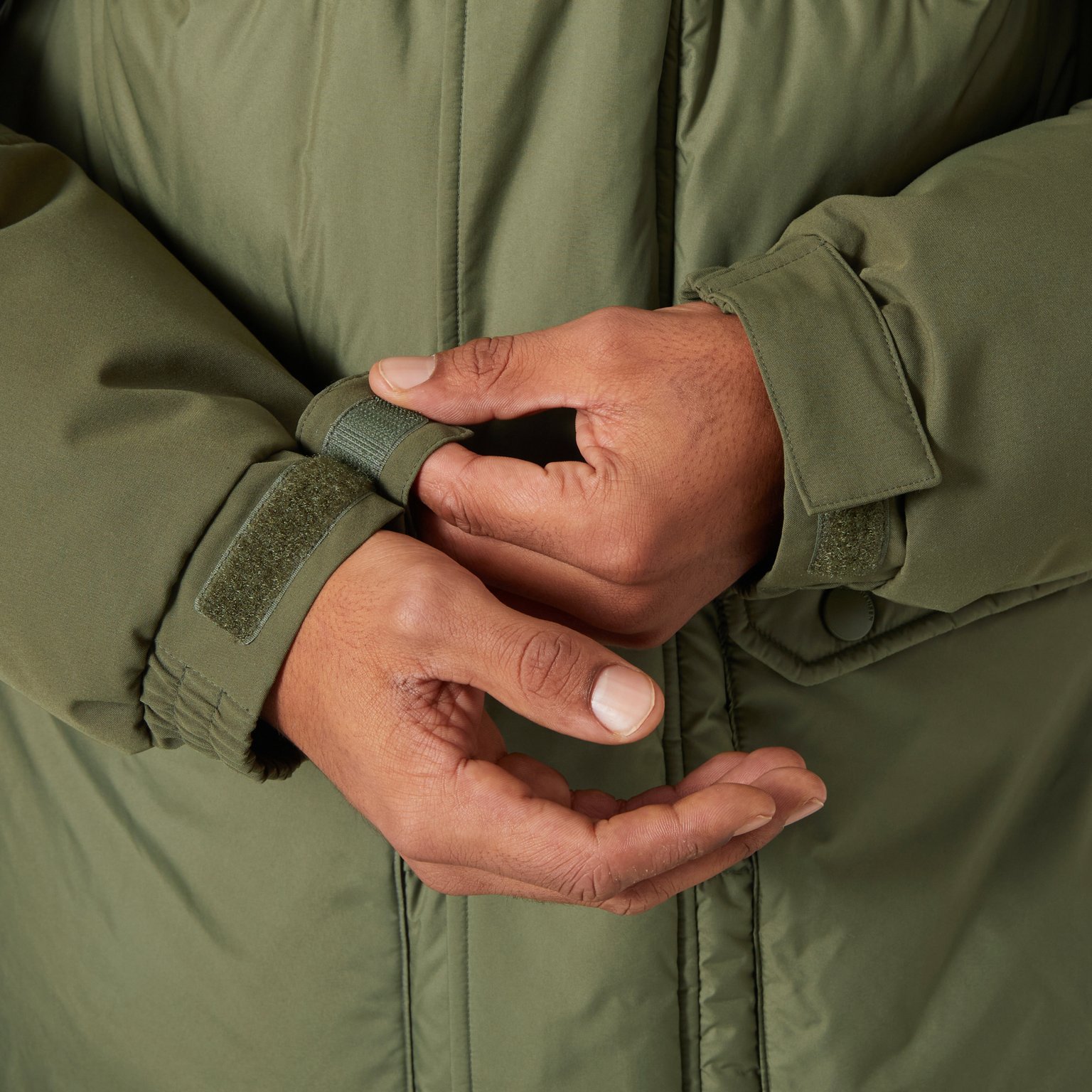 Helly Hansen Escape Down Parka M vinterjacka Grön