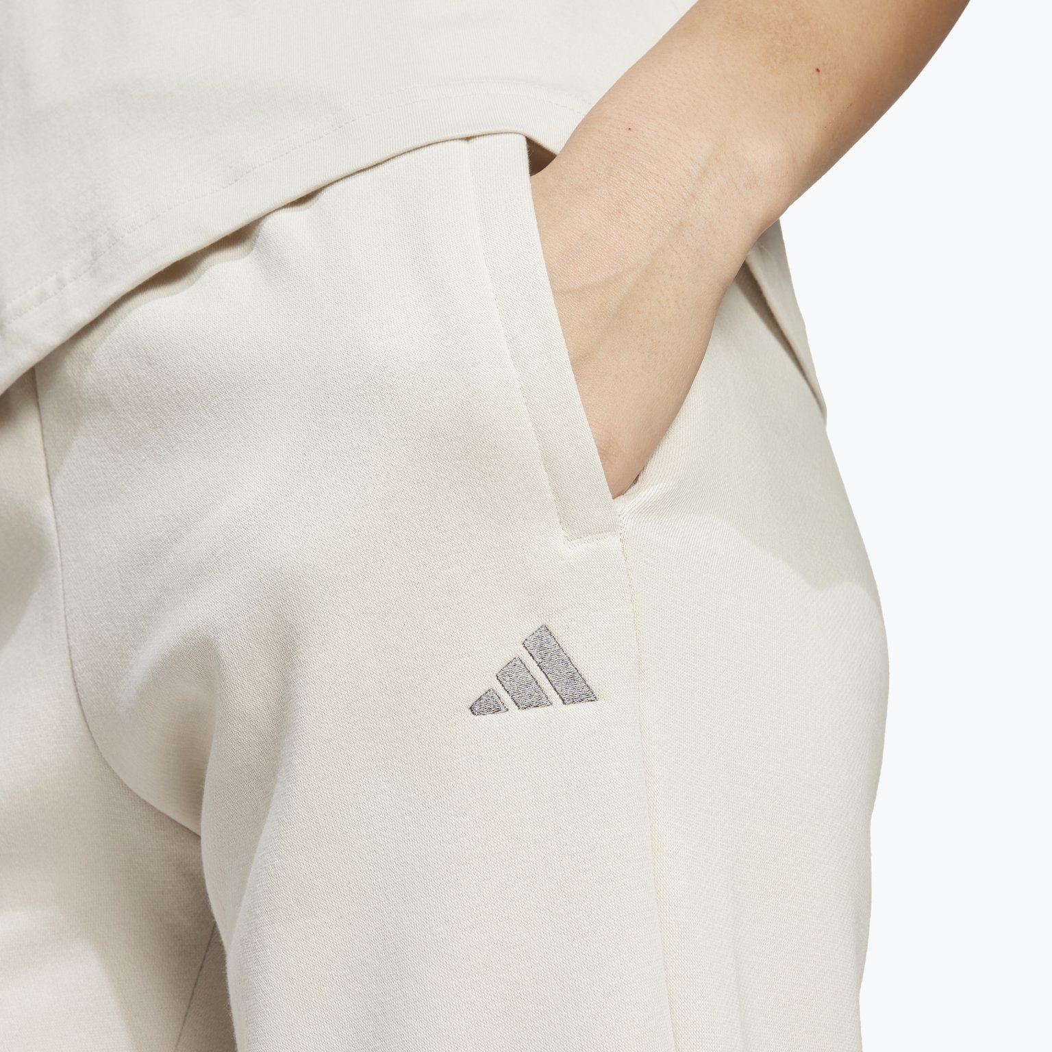 adidas Essentials Small Logo Feel Cozy W mjukisbyxor Beige