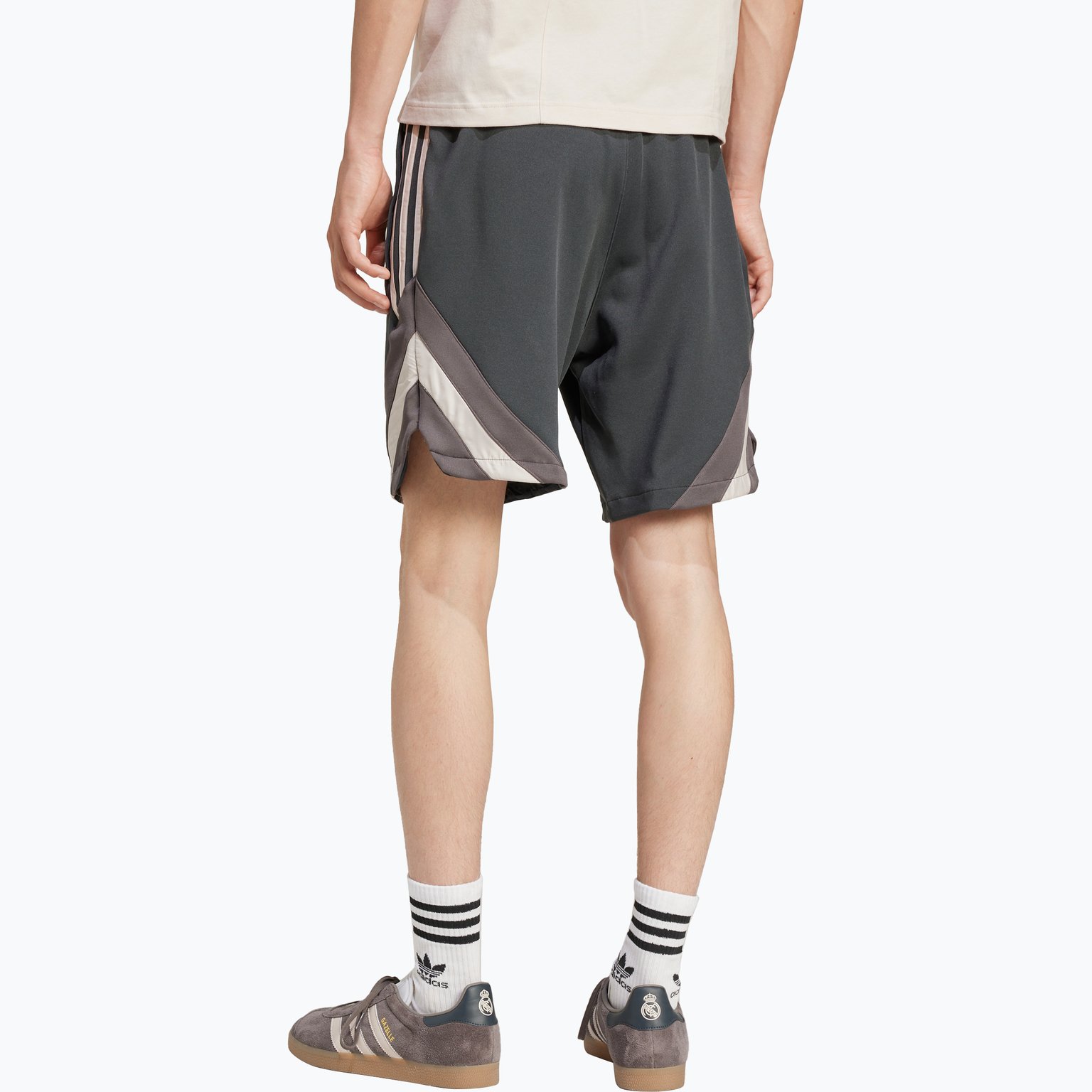 adidas Originals Real Madrid Originals M shorts Grå