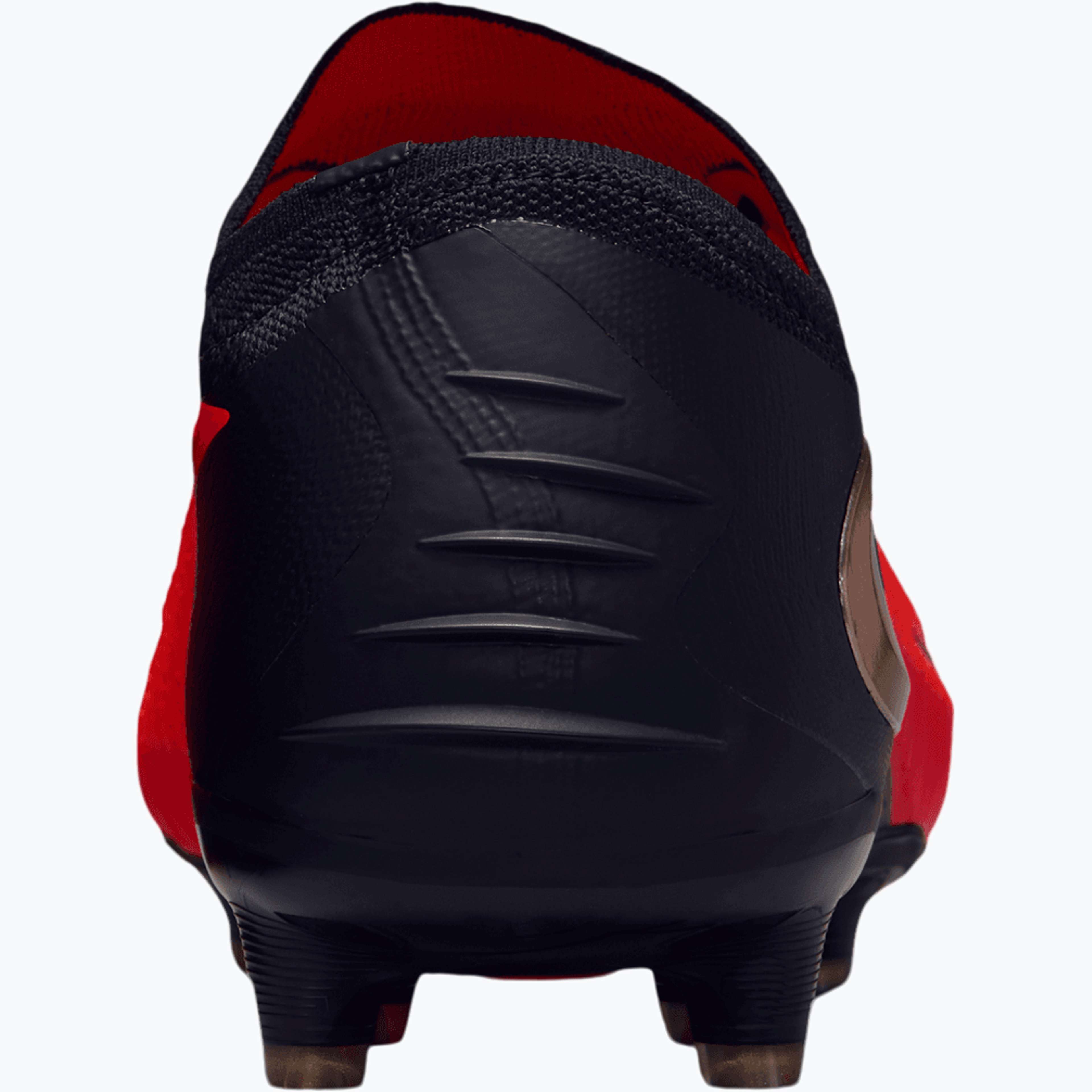 Phantom 6 Low Elite AG-Pro fotbollsskor