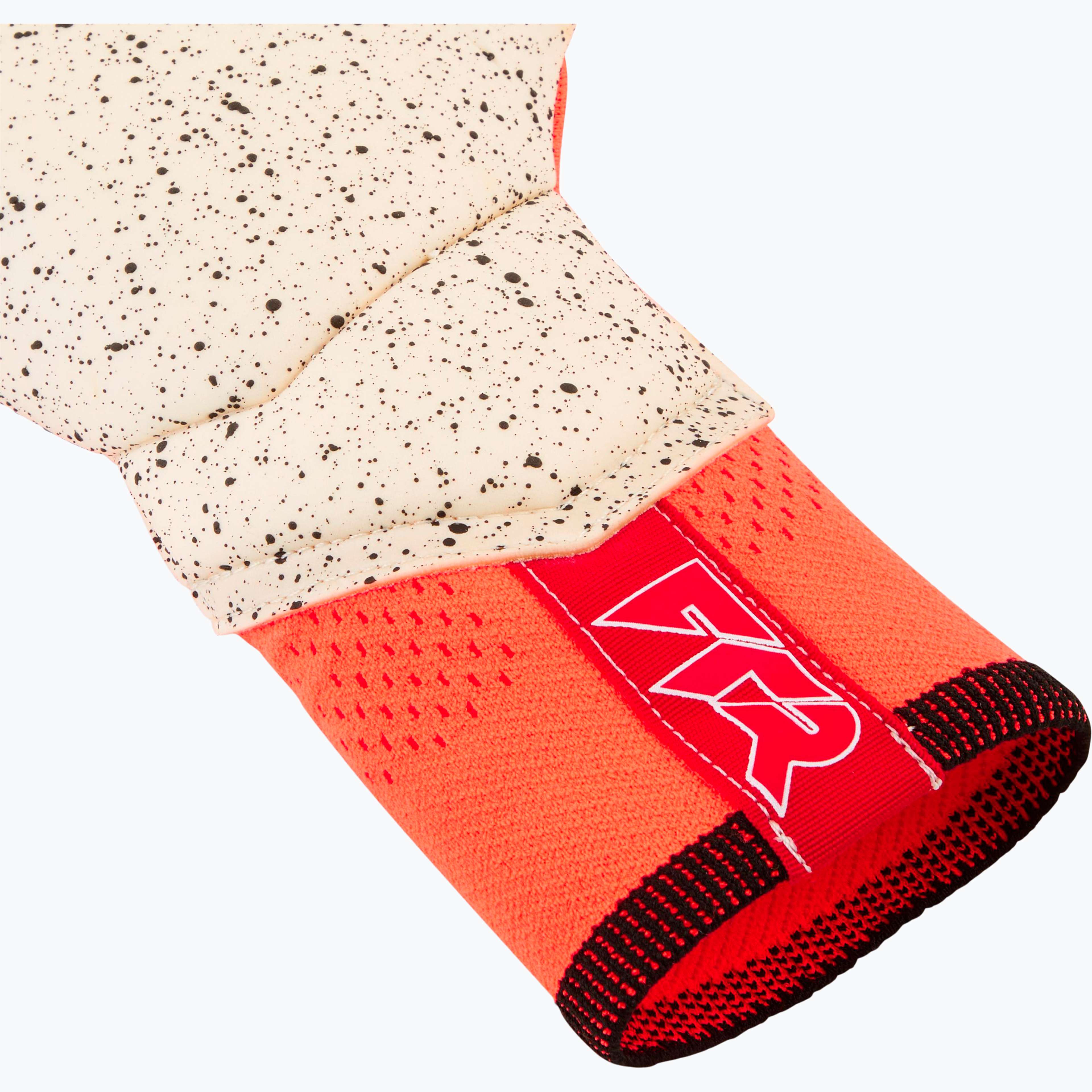 Future Ultimate NC målvaktshandskar