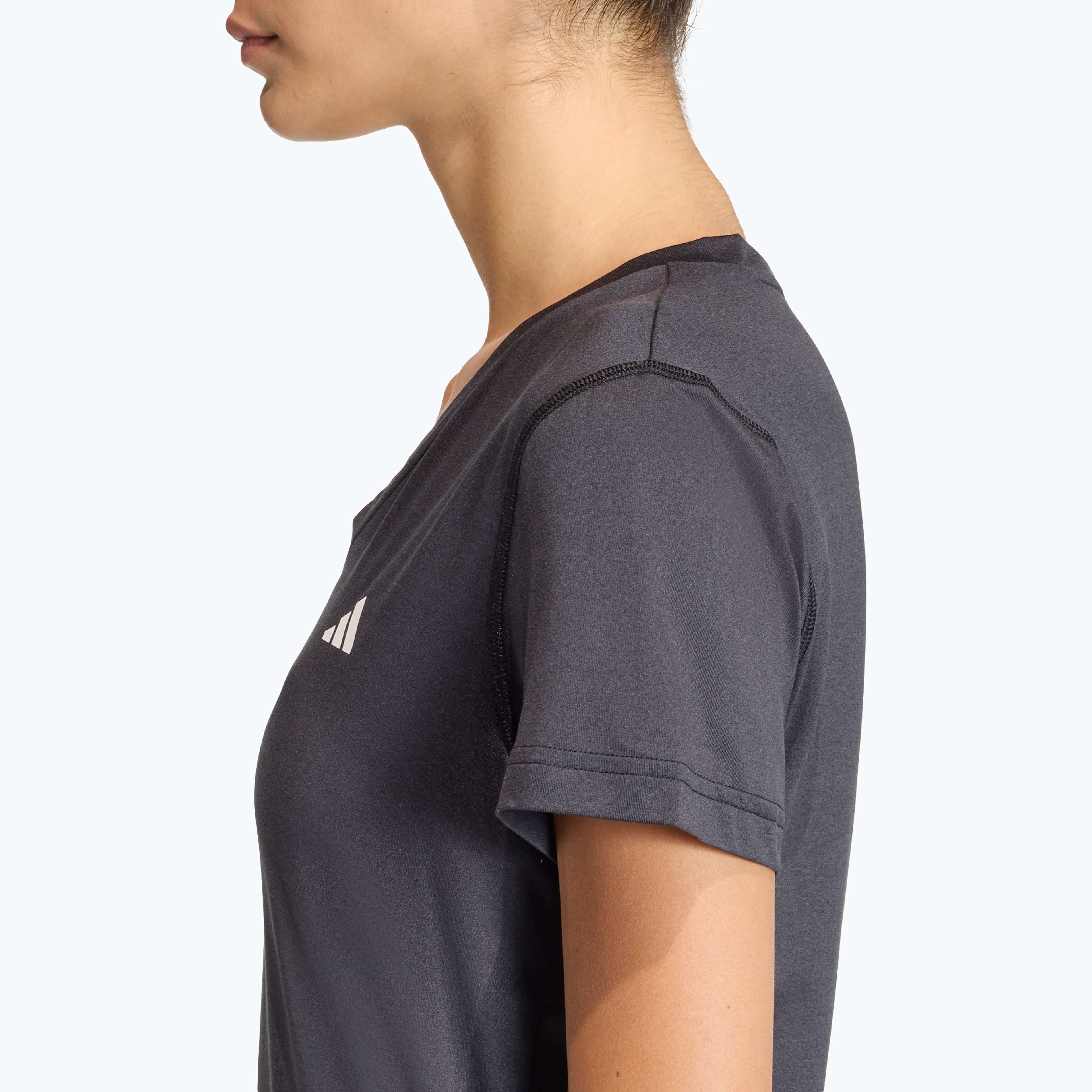 Essentials V-neck W träningst-shirt