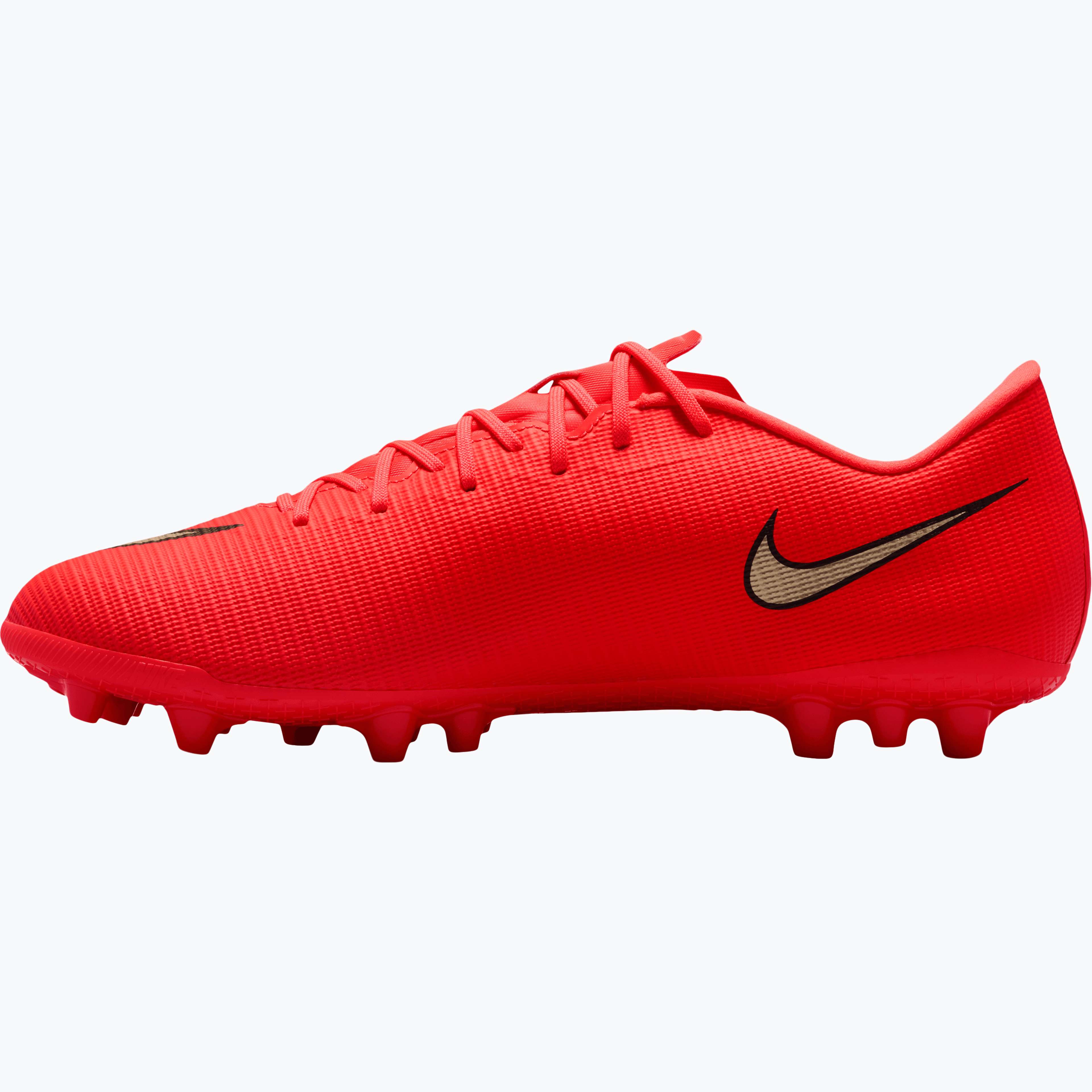Mercurial Vapor 17 Academy AG fotbollsskor