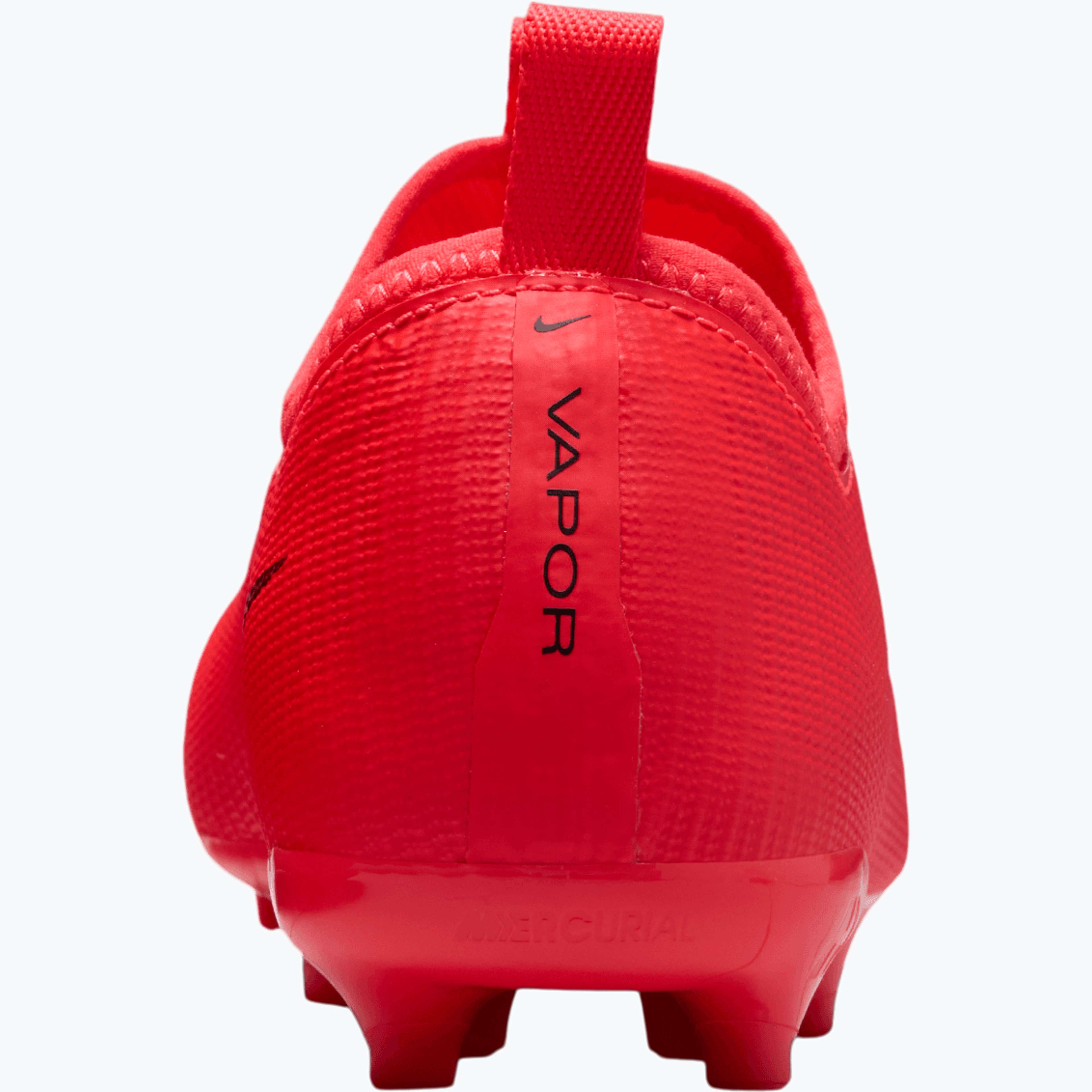 Vapor 17 Academy MG JR fotbollsskor
