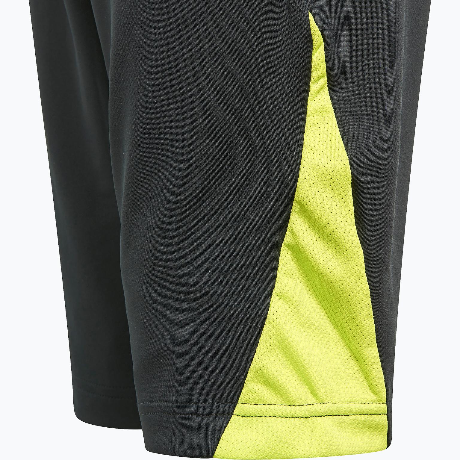 adidas A.R Predator jr shorts Svart
