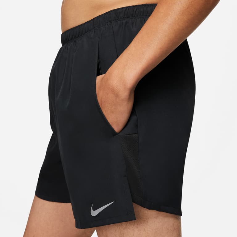 Nike Challenger M 5" träningsshorts Svart