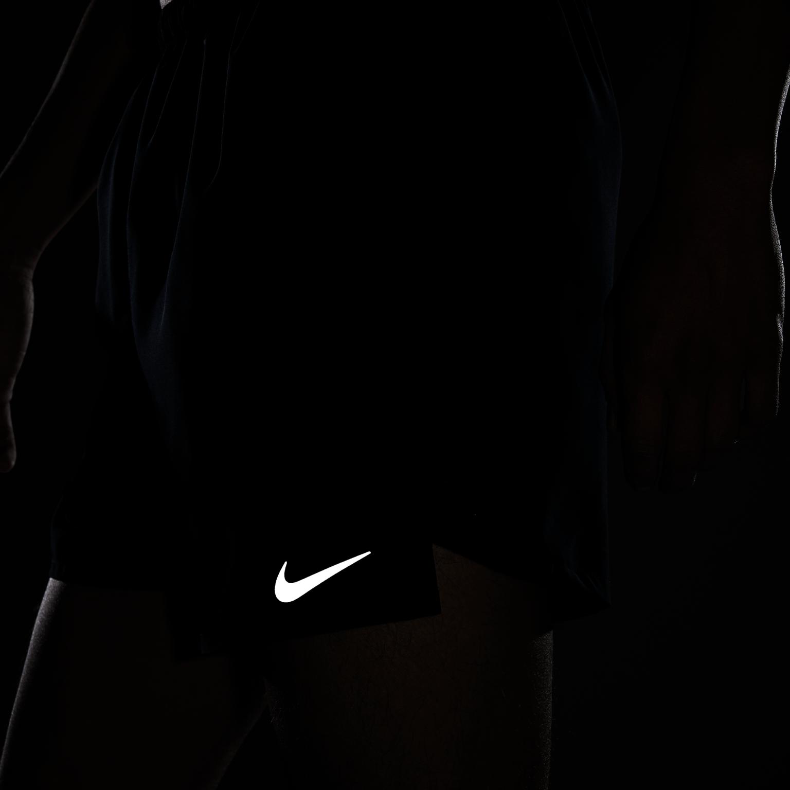 Nike Challenger M 5" träningsshorts Svart