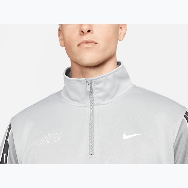 Nike Repeat 1/2 Zip M tröja Grå