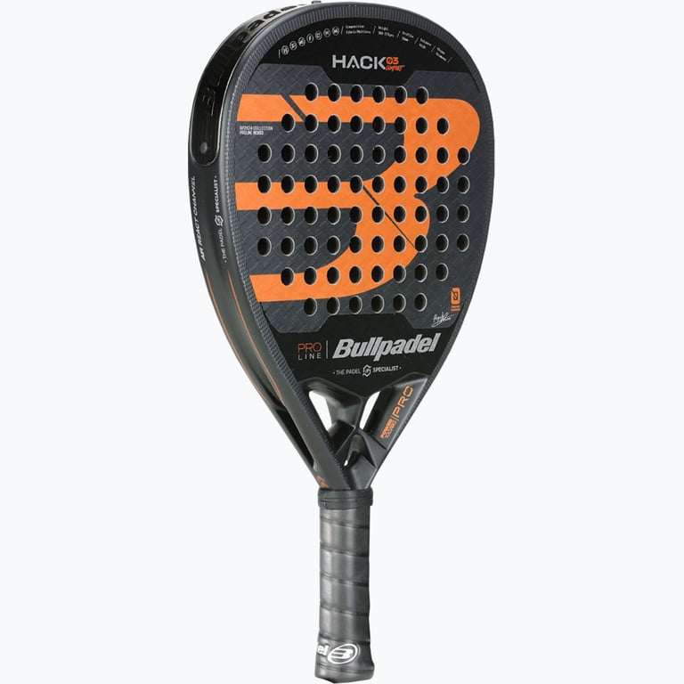 Bullpadel Hack 03 Comfort 24 padelracket Svart