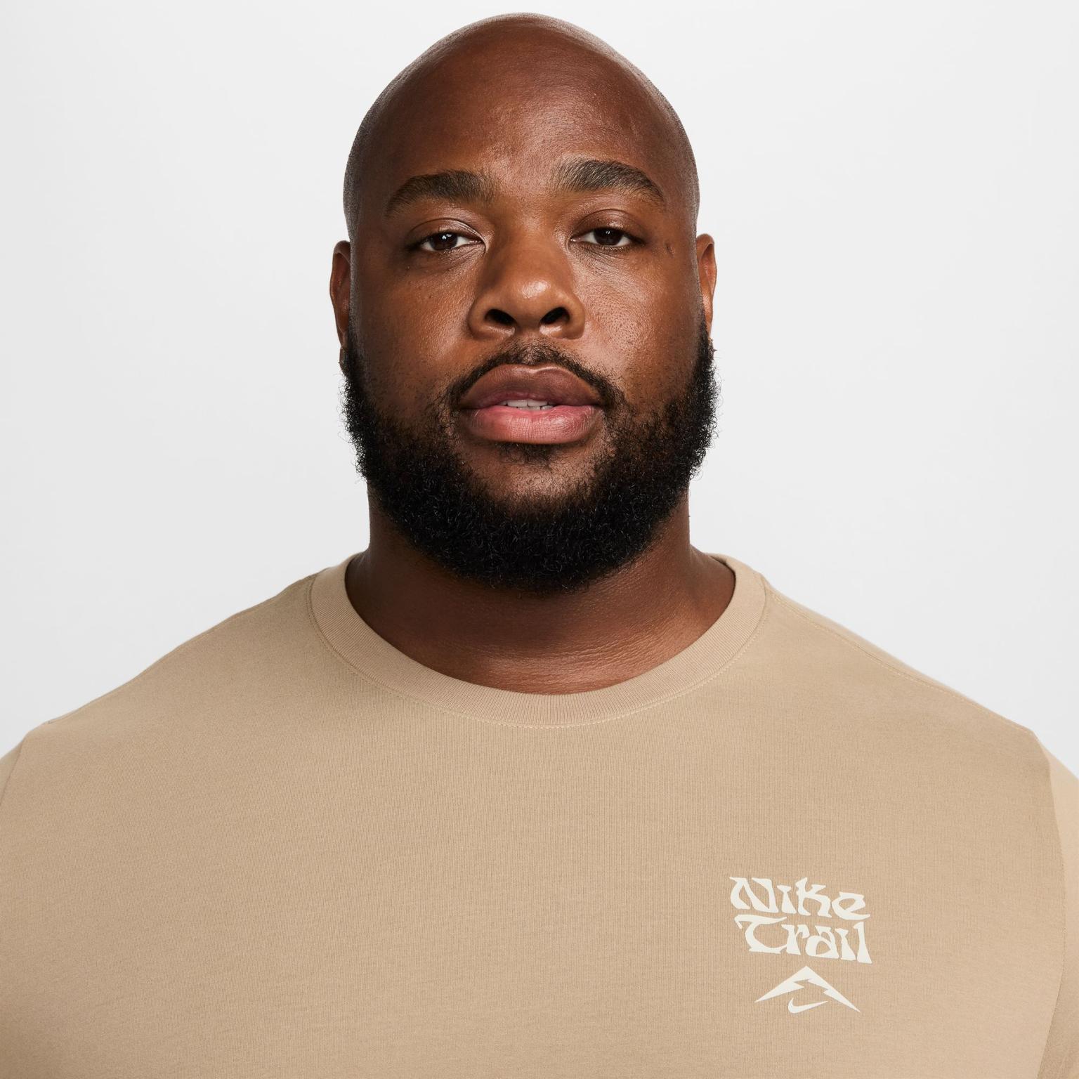 Nike Dri-FIT Running M löpar-tshirt Beige