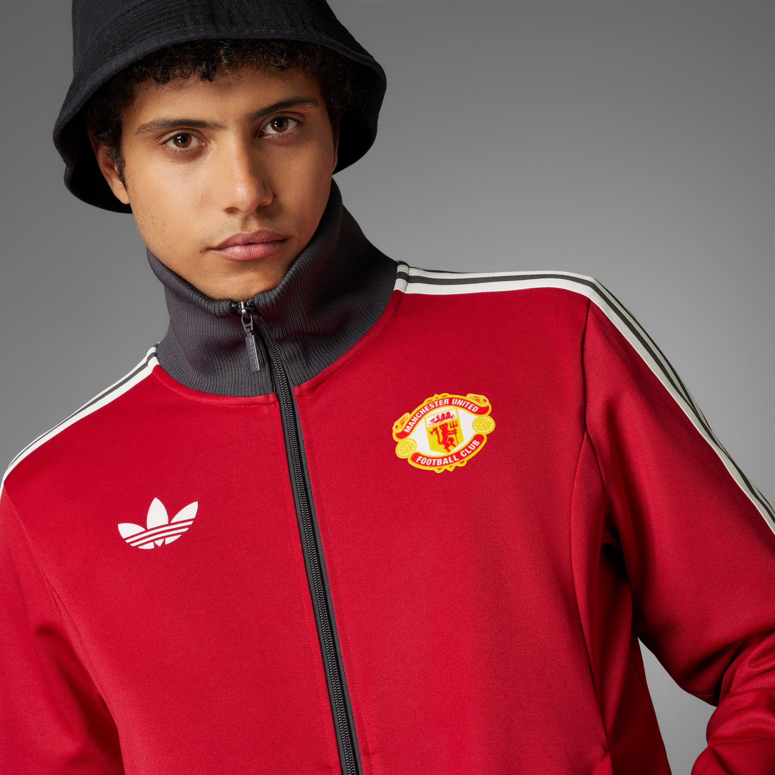 adidas Originals Manchester United Originals M träningsjacka Röd