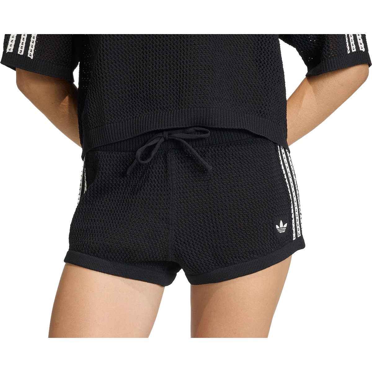 adidas Originals Knitted Crochet W shorts Svart | INTERSPORT