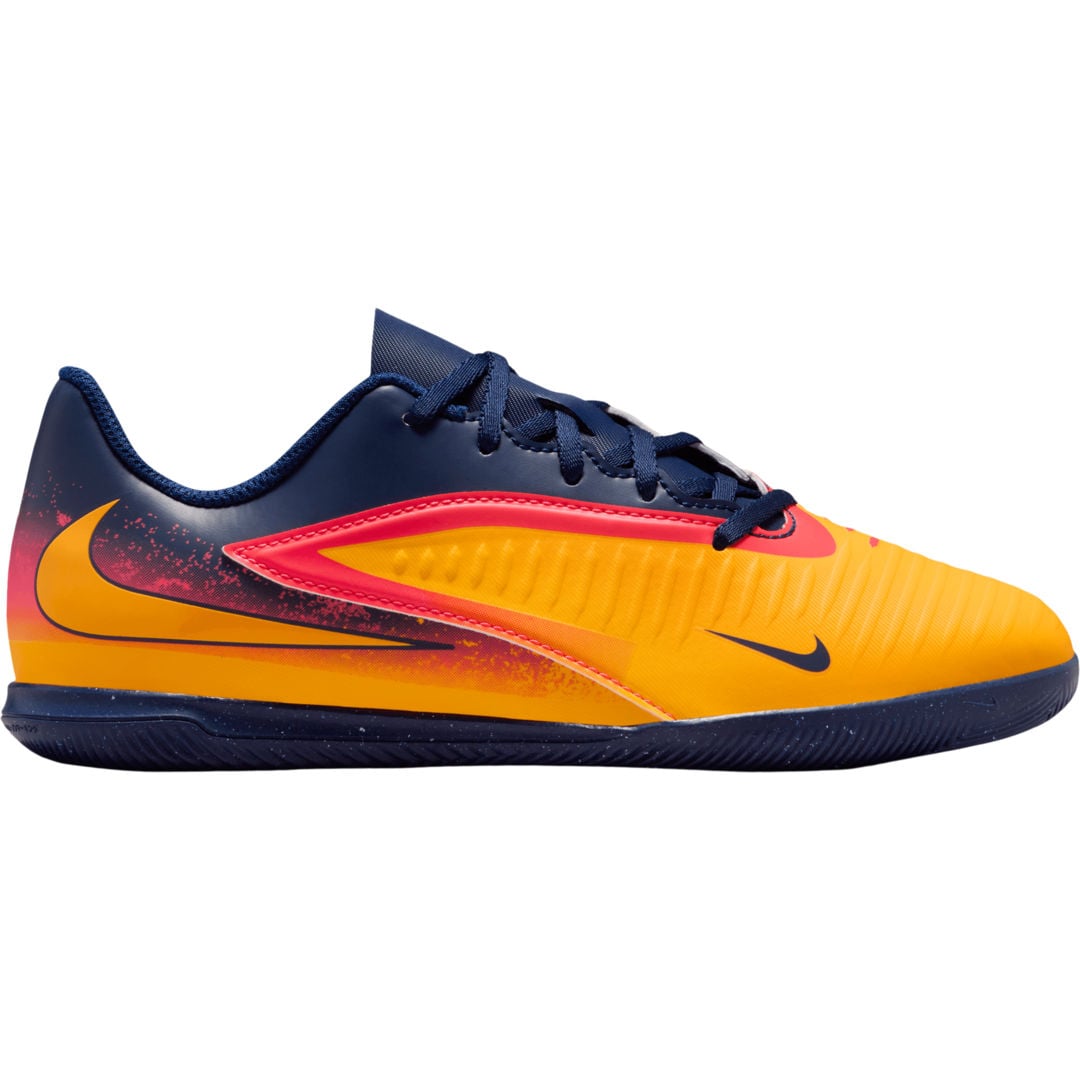Nike Phantom 6 Low Club Erling Haaland IC fotbollsskor