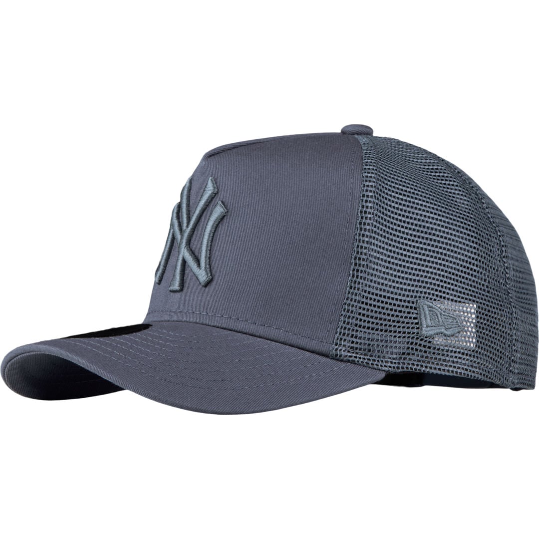 New era 9FORTY New York Yankees League Essential Trucker JR keps