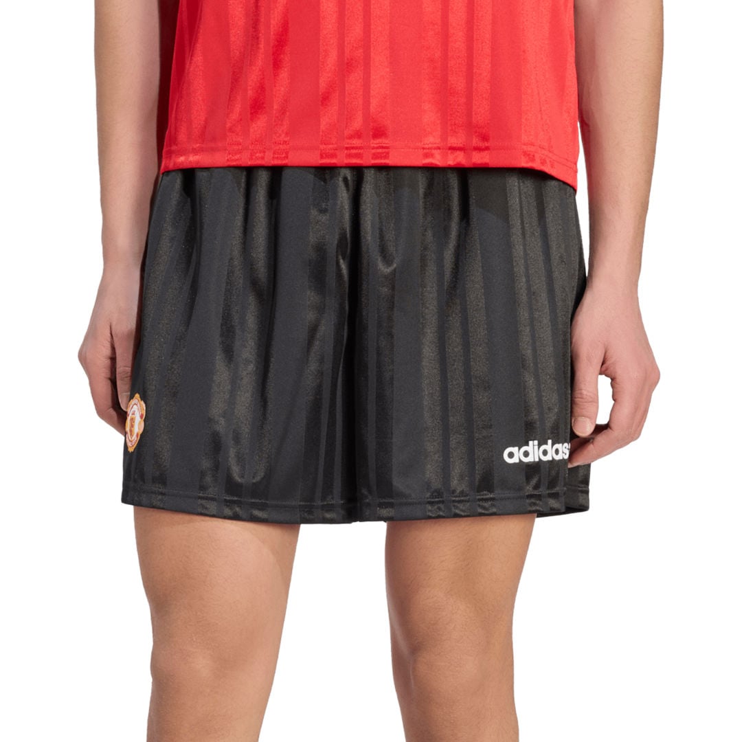 adidas Originals Manchester United EQT M shorts