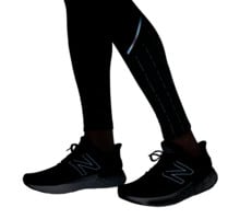 New Balance IMPACT RUN LUMINOUS HEAT TIGHT LÖPARTIGHTS Svart