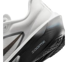 Nike ZOOM FLY 6 KOLFIBERSKOR Vit