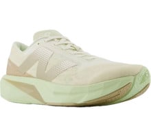 New Balance FUELCELL REBEL V4 LÖPARSKOR Beige