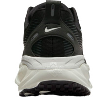 Nike VOMERO 18 LÖPARSKOR Svart