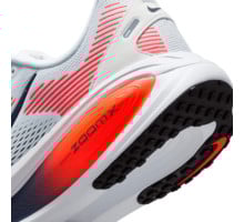 Nike VOMERO 18 LÖPARSKOR Vit