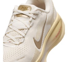 Nike VOMERO 18 LÖPARSKOR Beige