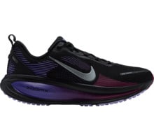 Nike VOMERO 18 LÖPARSKOR Svart