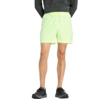 New Balance SPORT ESSENTIALS SHORT 5 INCH LÖPARSHORTS Gul
