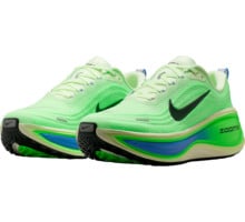Nike VOMERO PLUS LÖPARSKOR Grön