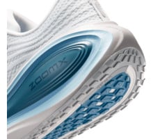 Nike VOMERO PLUS LÖPARSKOR Vit