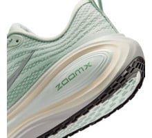 Nike VOMERO PLUS LÖPARSKOR Grön