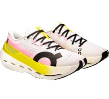 ON CLOUDBOOM MAX LÖPARSKOR Vit