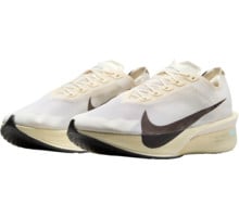 Nike VAPORFLY NEXT% 4 KOLFIBERSKOR Vit