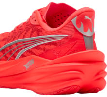 Puma DEVIATE NITRO 4 KOLFIBERSKOR Röd