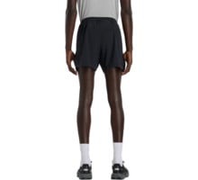 New Balance ATHLETICS RUN 5" LÖPARSHORTS Svart