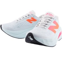 New Balance FUELCELL SUPERCOMP TRAINER V3 KOLFIBERSKOR Vit