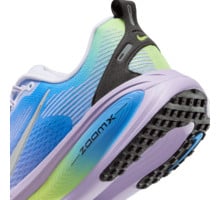Nike VOMERO 18 LÖPARSKOR Flerfärgad