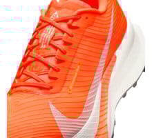 Nike ACG ULTRAFLY TRAIL 2 Röd