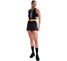 Nike SWIFT WOMENS DRI-FIT MID-RISE LÖPARSHORTS Svart